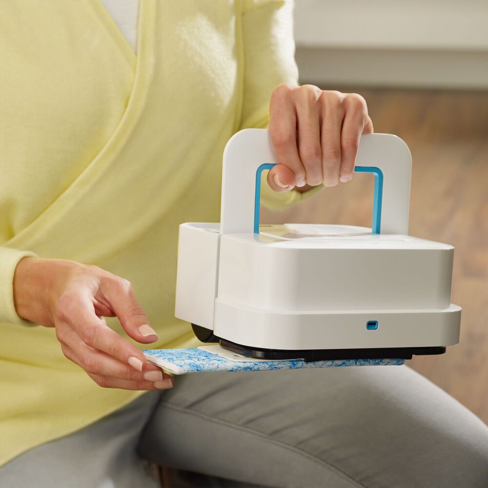 Attach a pad and just press CLEAN.